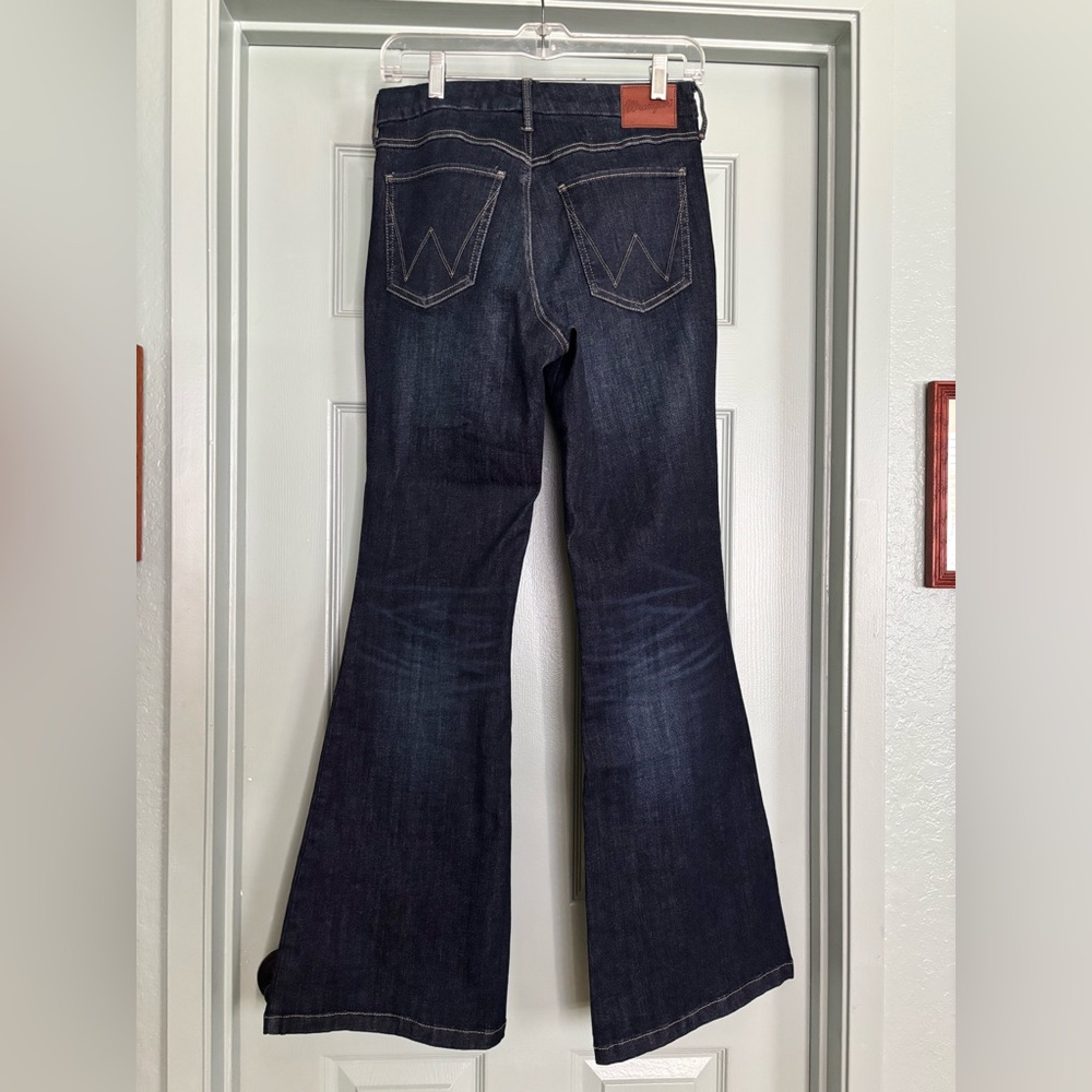 Women’s Wrangler Bespoke High Rise Flare Jean 29 x 32